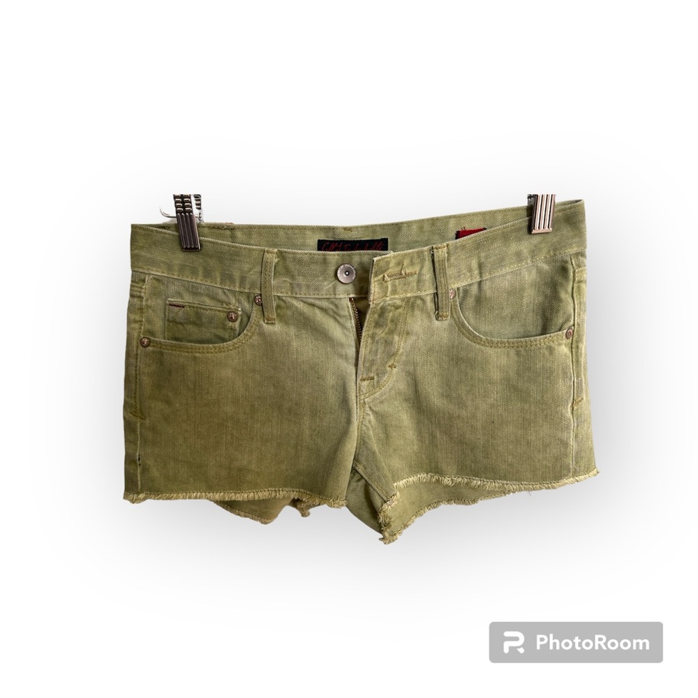 Cult of Individuality shorts size 24